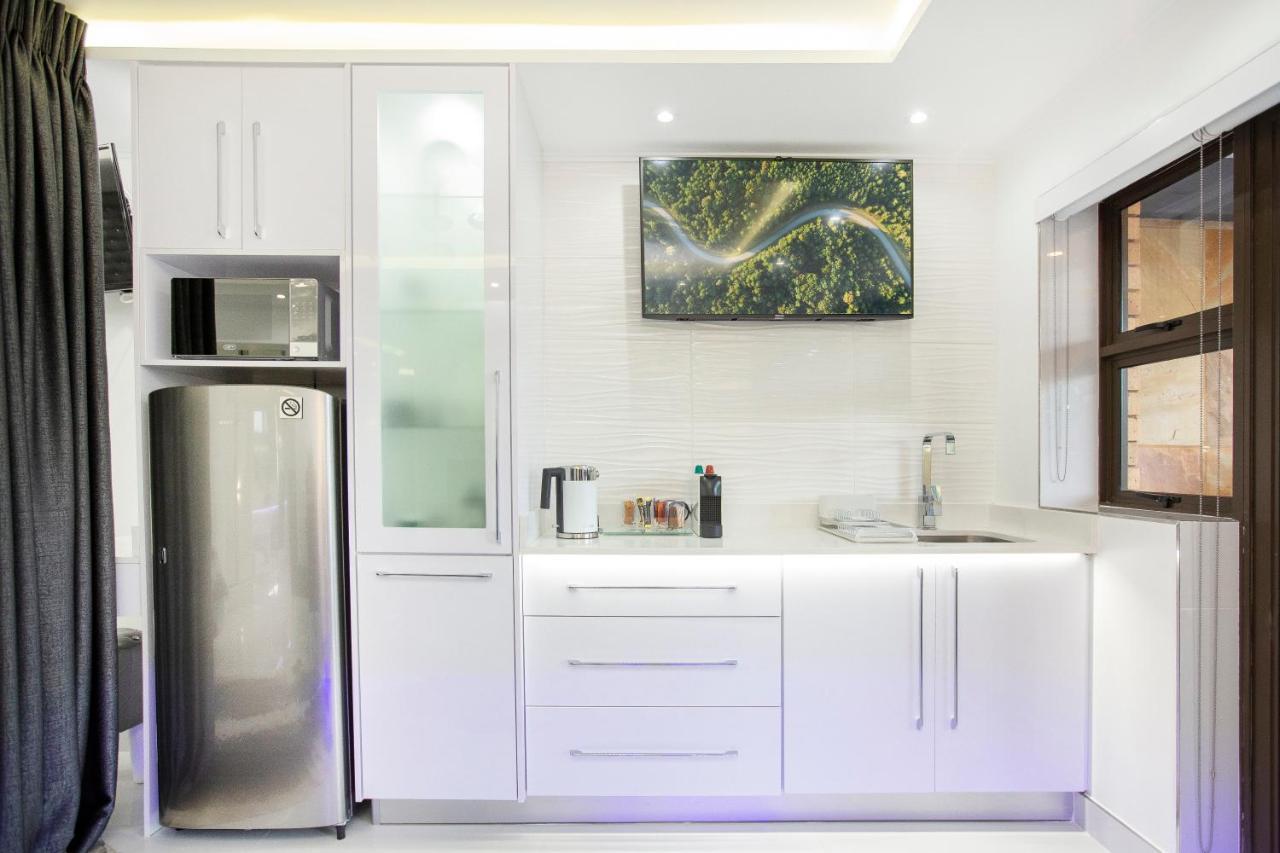 Wilderness Waters Boutique Suites - Adults Only Ngoại thất bức ảnh